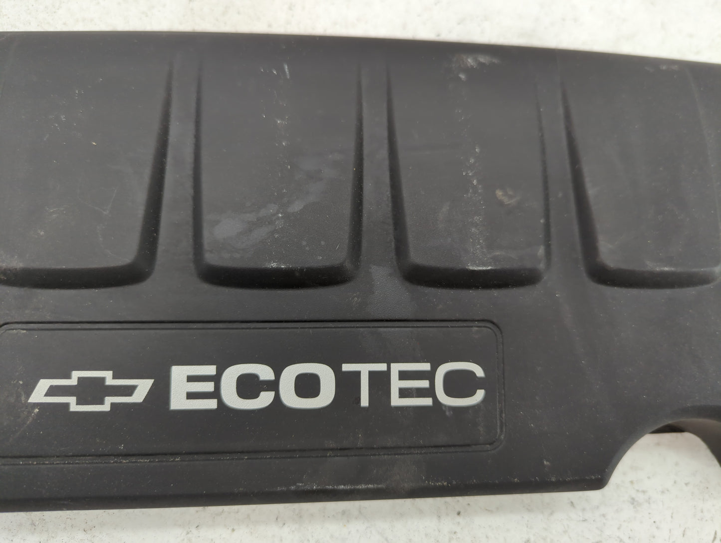 2015 Chevrolet Trax Engine Cover - Oemusedautoparts1.com