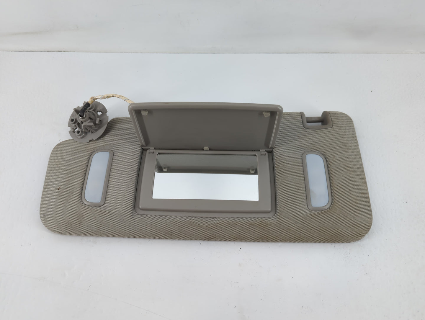 2013-2015 Chevrolet Trax Sun Visor Shade Replacement Driver Left Mirror Fits Fits 2013 2014 2015 2016 2017 2018 2019 2020 20