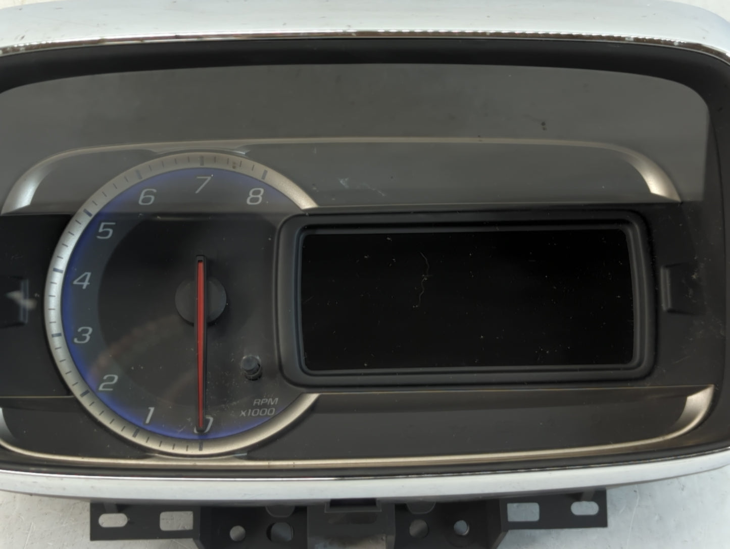 2015-2016 Chevrolet Trax Instrument Cluster Speedometer Gauges P/N:94532507 Fits Fits 2015 2016 OEM Used Auto Parts - Oemuse