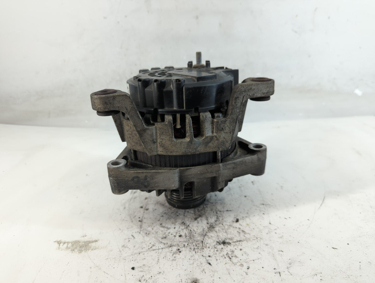 2013-2021 Chevrolet Trax Alternator Replacement Generator Charging Assembly Engine OEM P/N:13588289 Fits OEM Used Auto Parts