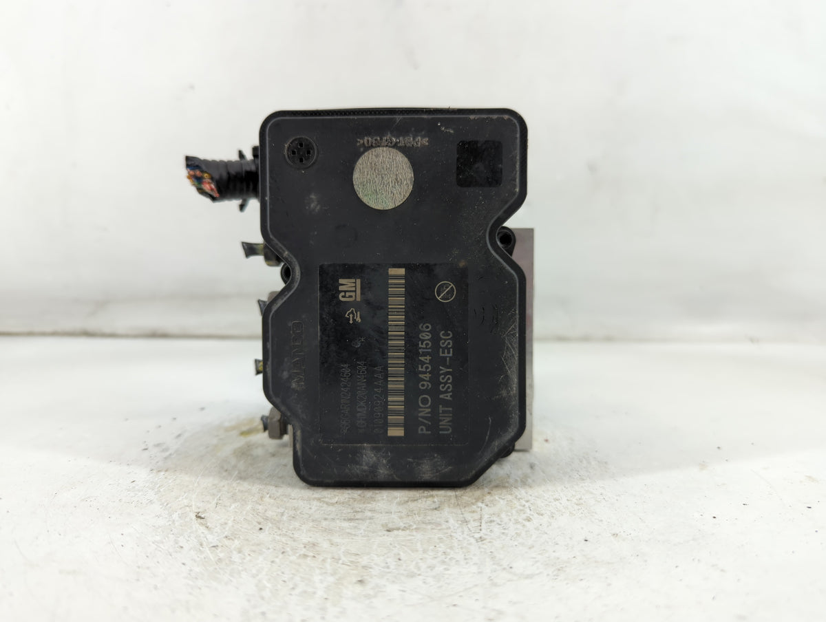 2015 Chevrolet Trax Anti-Lock Brake ABS Pump Module Actuator OEM P/N:94541506 Fits OEM Used Auto Parts - Oemusedautoparts1.c