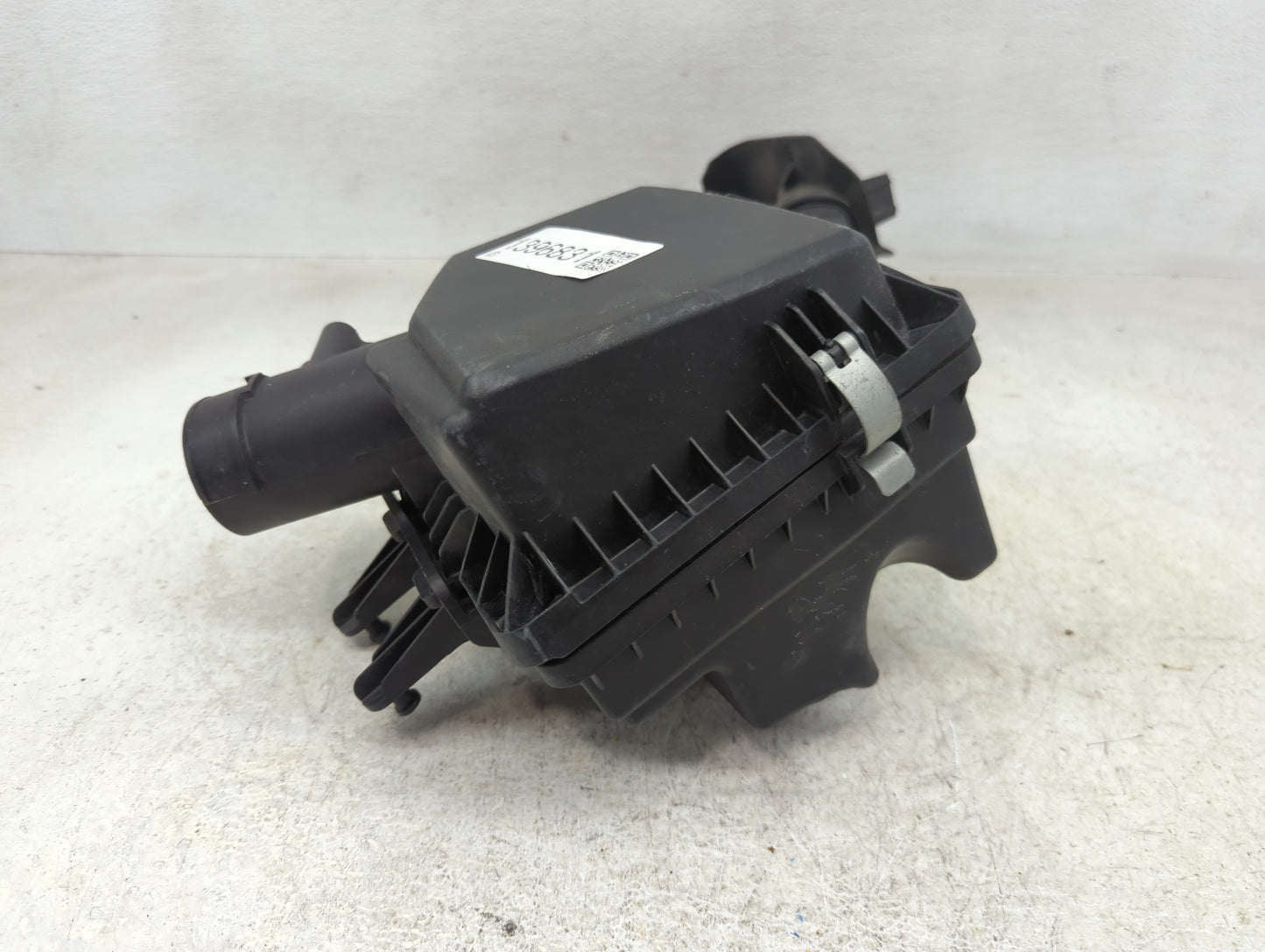2011-2015 Chevrolet Volt Air Cleaner Intake-duct Hose Tube - Oemusedautoparts1.com