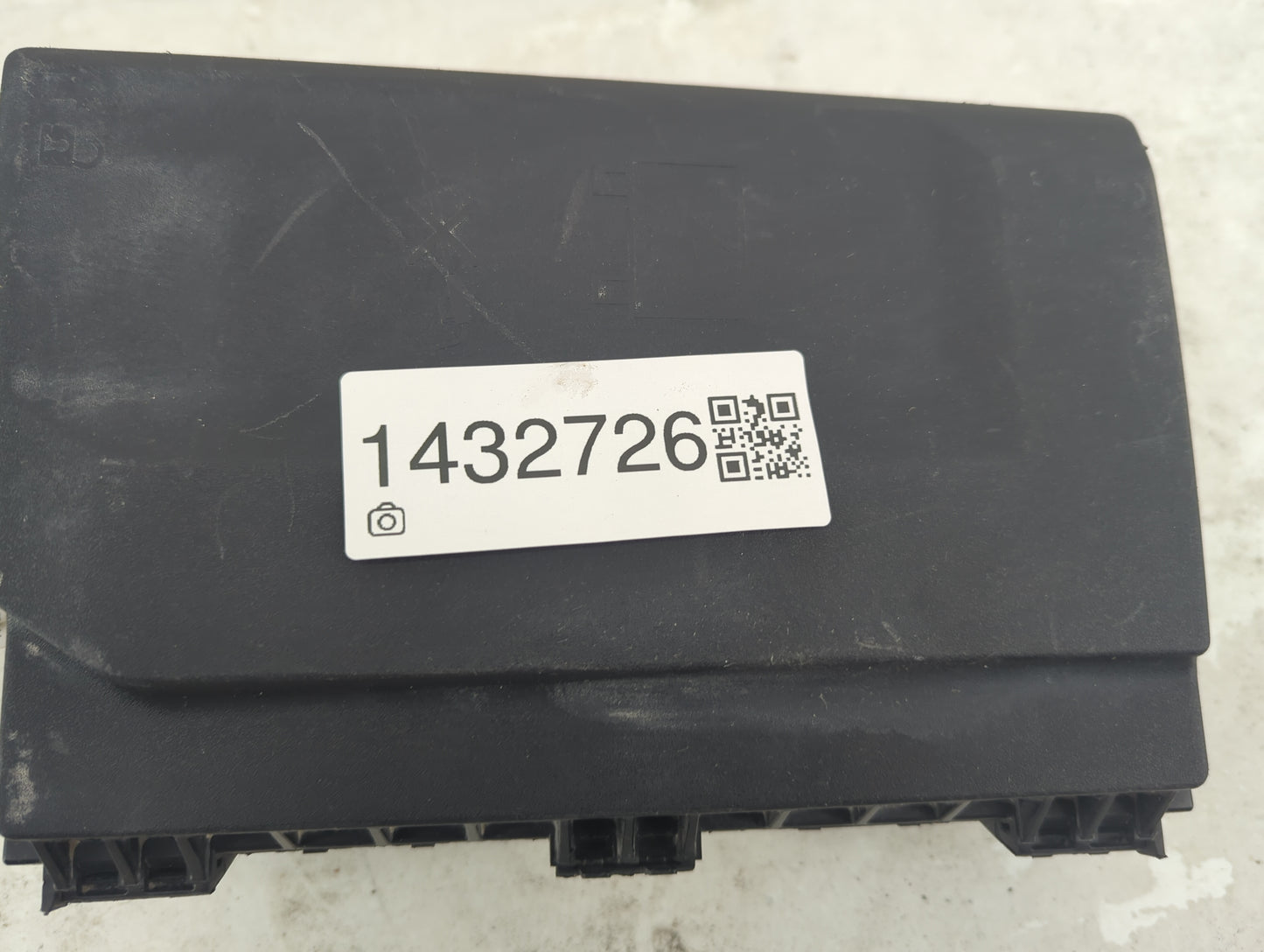 2013-2015 Chevrolet Volt Fusebox Fuse Box Panel Relay Module P/N:C11000139 Fits Fits 2013 2014 2015 OEM Used Auto Parts - Oe