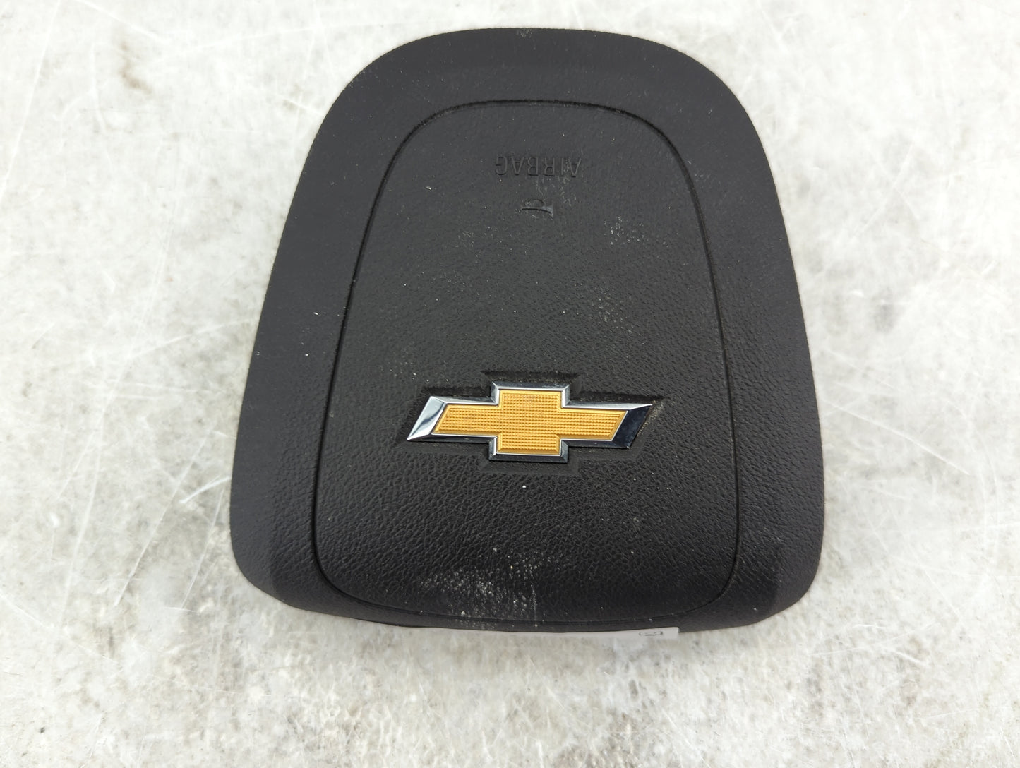 2015 Chevrolet Volt Air Bag Driver Left Steering Wheel Mounted P/N:SUFF3012208 Fits OEM Used Auto Parts - Oemusedautoparts1.