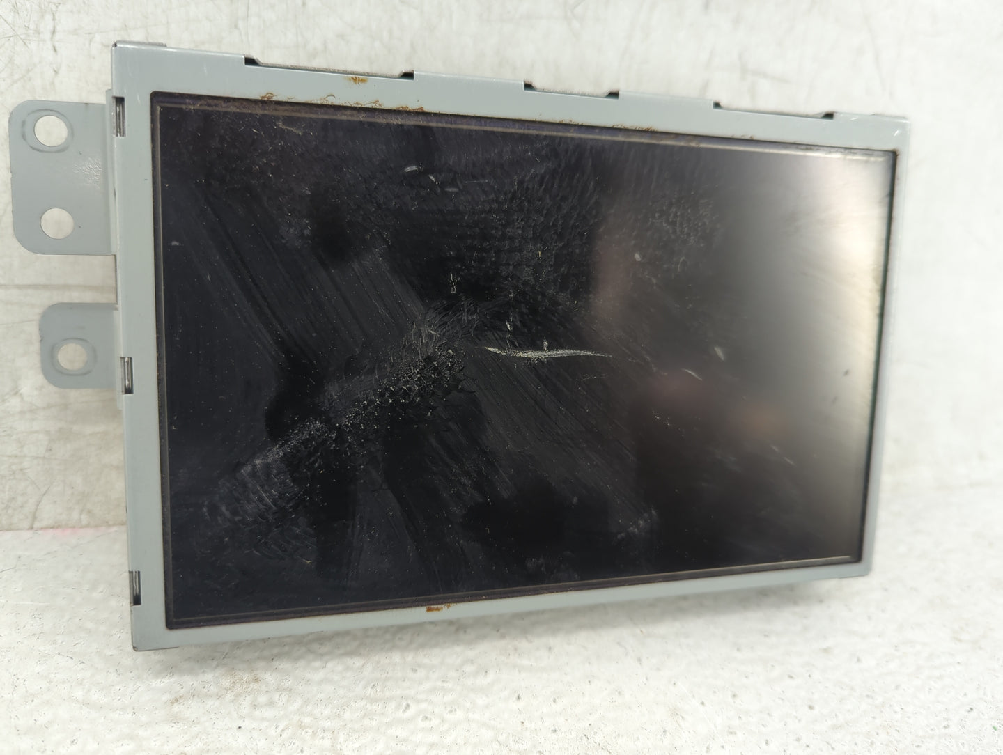2011-2015 Chevrolet Volt Information Display Screen - Oemusedautoparts1.com