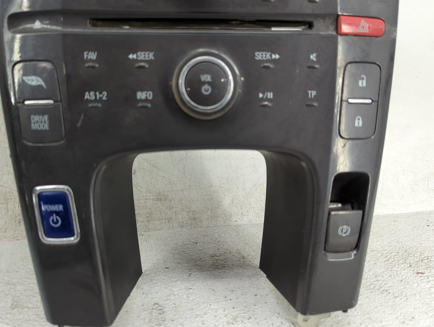 2013-2015 Chevrolet Volt Radio Control Panel - Oemusedautoparts1.com