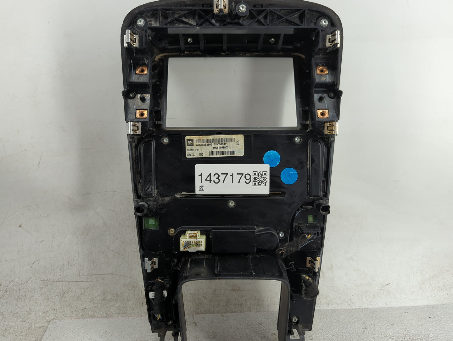 2013-2015 Chevrolet Volt Radio Control Panel - Oemusedautoparts1.com