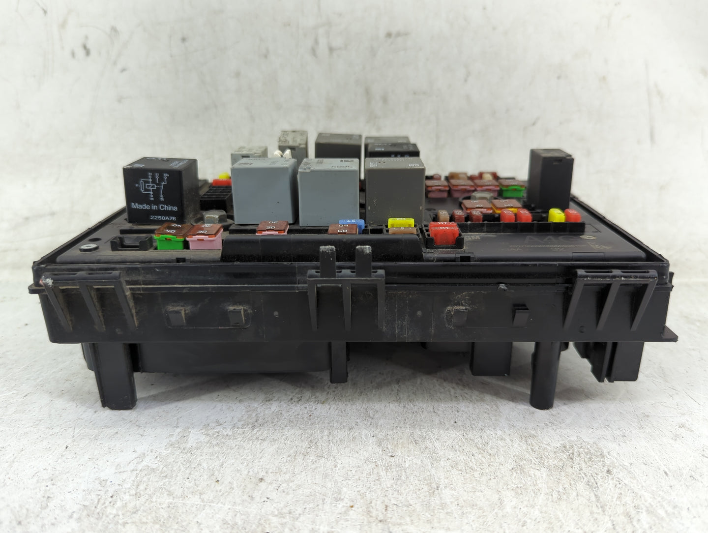 2013-2015 Chevrolet Volt Fusebox Fuse Box Panel Relay Module P/N:C11000139 Fits Fits 2013 2014 2015 OEM Used Auto Parts - Oe