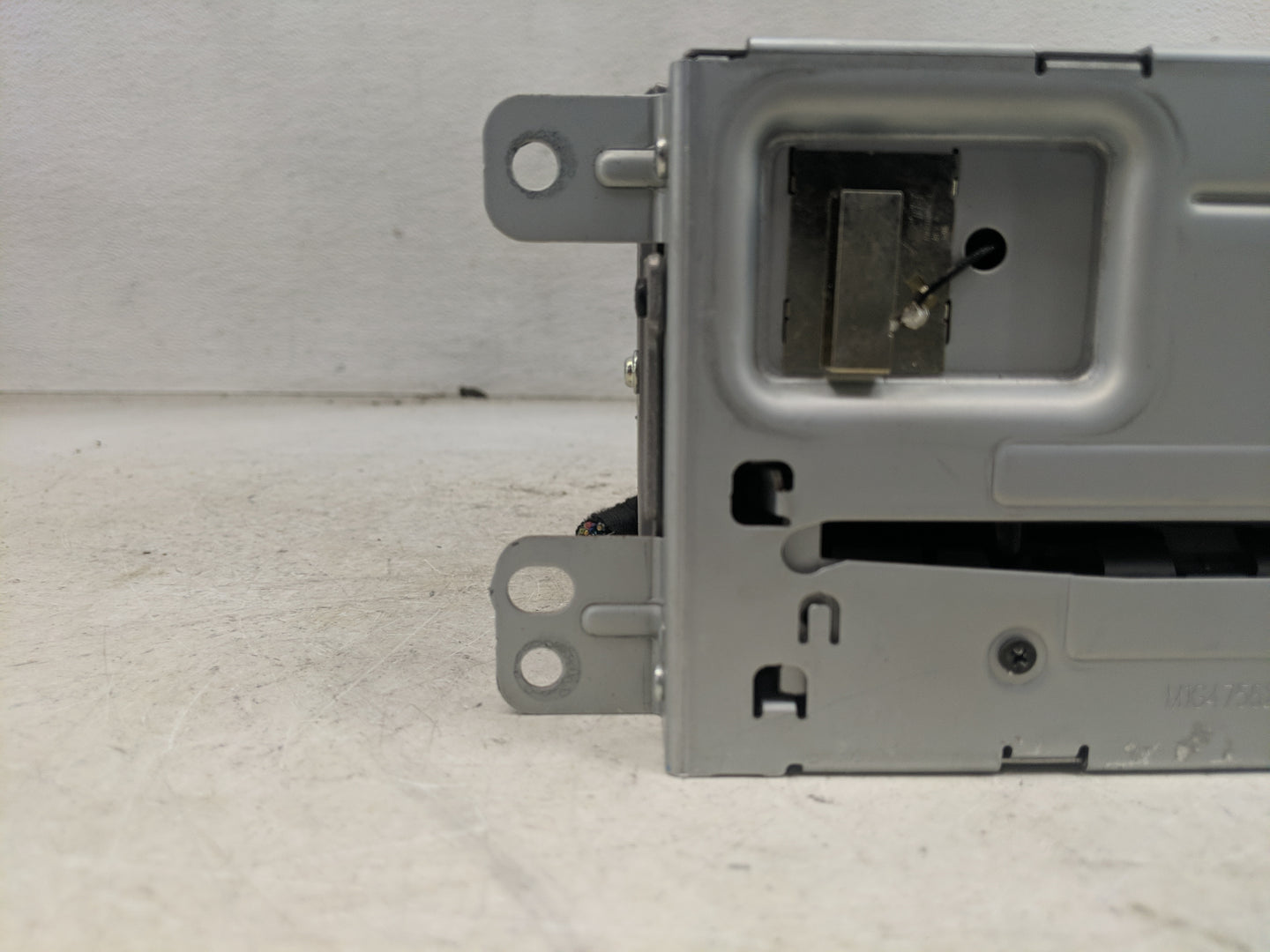 2015 Chevrolet Volt Radio AM FM Cd Player Receiver Replacement P/N:22965236 Fits Fits 2014 2016 OEM Used Auto Parts - Oemuse