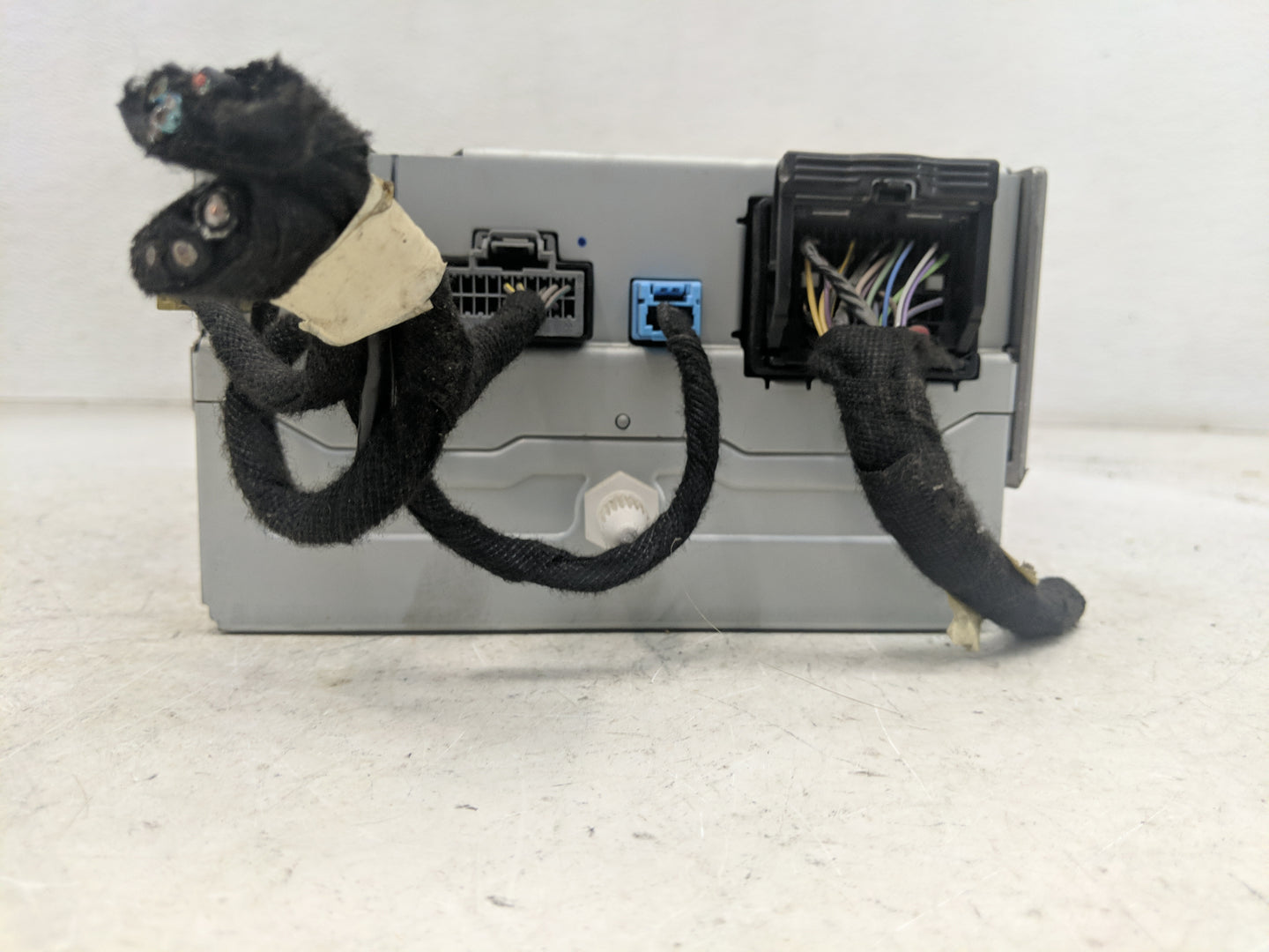 2015 Chevrolet Volt Radio AM FM Cd Player Receiver Replacement P/N:22965236 Fits Fits 2014 2016 OEM Used Auto Parts - Oemuse