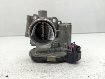 2011-2015 Chevrolet Volt Throttle Body P/N:55 562 270 55581682 Fits Fits 2011 2012 2013 2014 2015 2016 OEM Used Auto Parts -