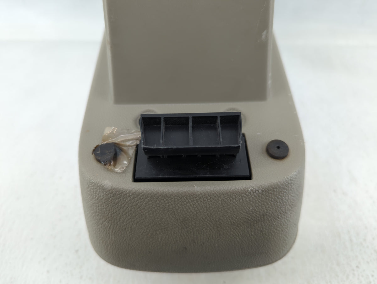 2015 Chevrolet Volt Center Console Armrest Cover Lid Beige - Oemusedautoparts1.com