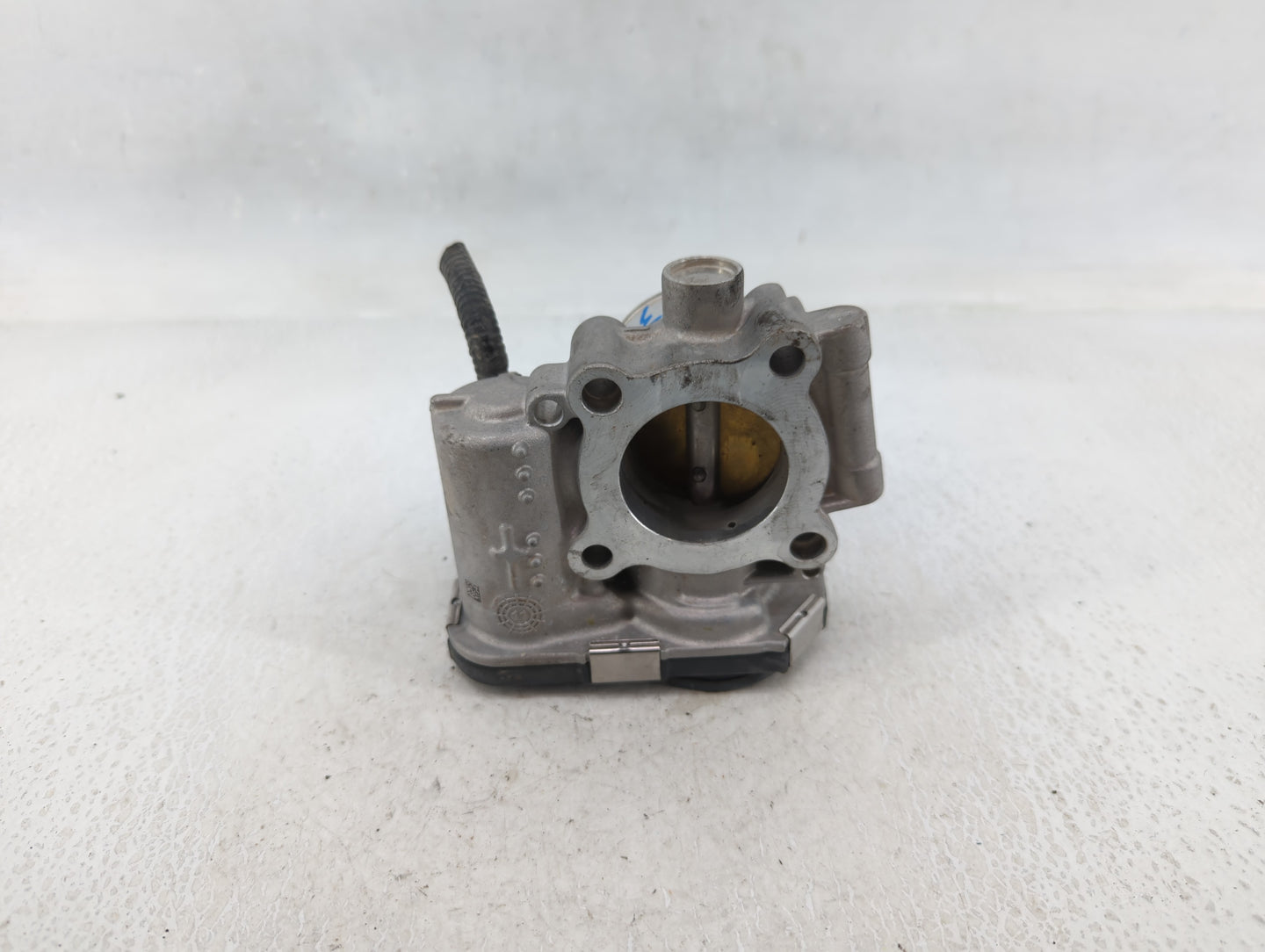 2011-2015 Chevrolet Volt Throttle Body P/N:0 280 750 579 55581682 Fits Fits 2011 2012 2013 2014 2015 2016 OEM Used Auto Part