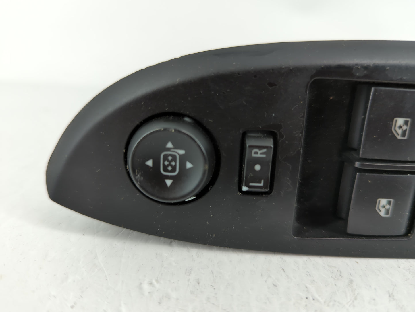 2015 Chevrolet Volt Master Power Window Switch Replacement Driver Side Left P/N:208 388 52 Fits Fits 2016 OEM Used Auto Part