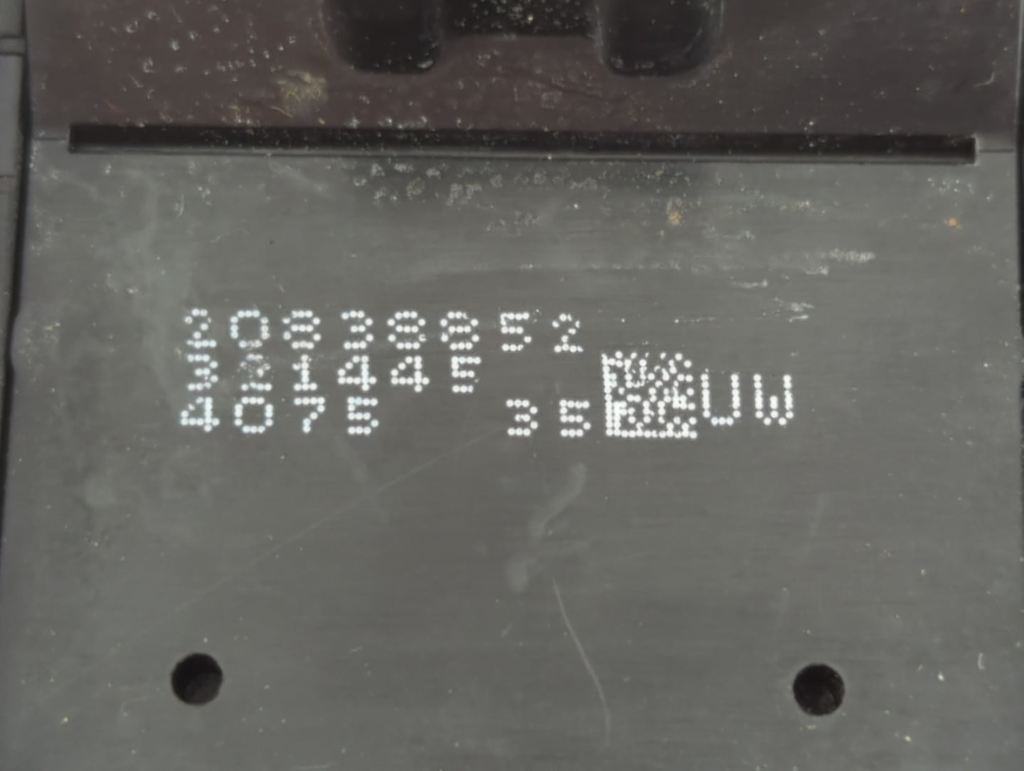 2015 Chevrolet Volt Master Power Window Switch Replacement Driver Side Left P/N:208 388 52 Fits Fits 2016 OEM Used Auto Part