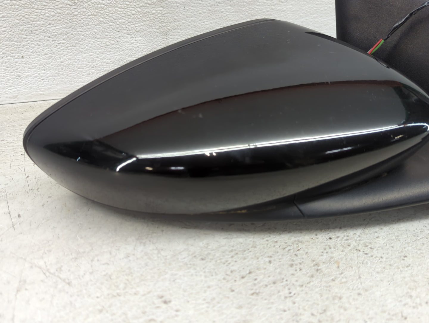 2015-2017 Chrysler 200 Passenger Side View Mirror - Right Door Mirror OEM Used - Oemusedautoparts1.com