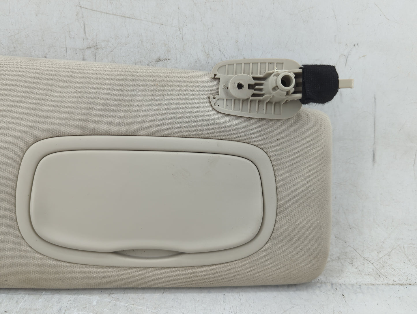 2015 Chrysler 200 Sun Visor Shade Replacement Passenger Right Mirror Fits OEM Used Auto Parts - Oemusedautoparts1.com