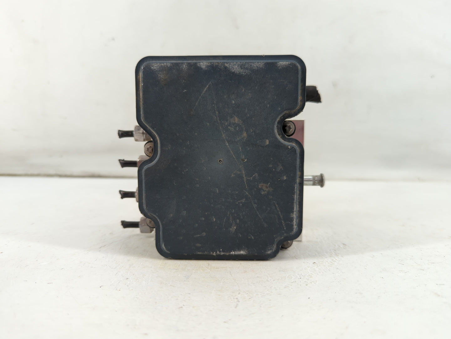 2015 Chrysler 200 ABS Pump Control Module Replacement P/N:68232471AB Fits OEM Used Auto Parts - Oemusedautoparts1.com