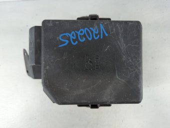 compare product 2015 Chrysler 200 Fusebox Fuse Box Panel Relay Module P/N:13663438-01 Fits OEM Used Auto Parts