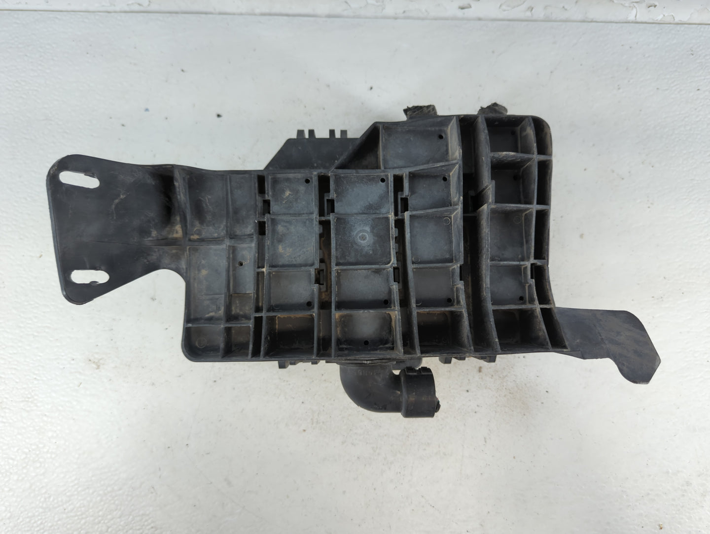 2015 Chrysler 200 Fusebox Fuse Box Panel Relay Module P/N:13663438-01 Fits OEM Used Auto Parts - Oemusedautoparts1.com
