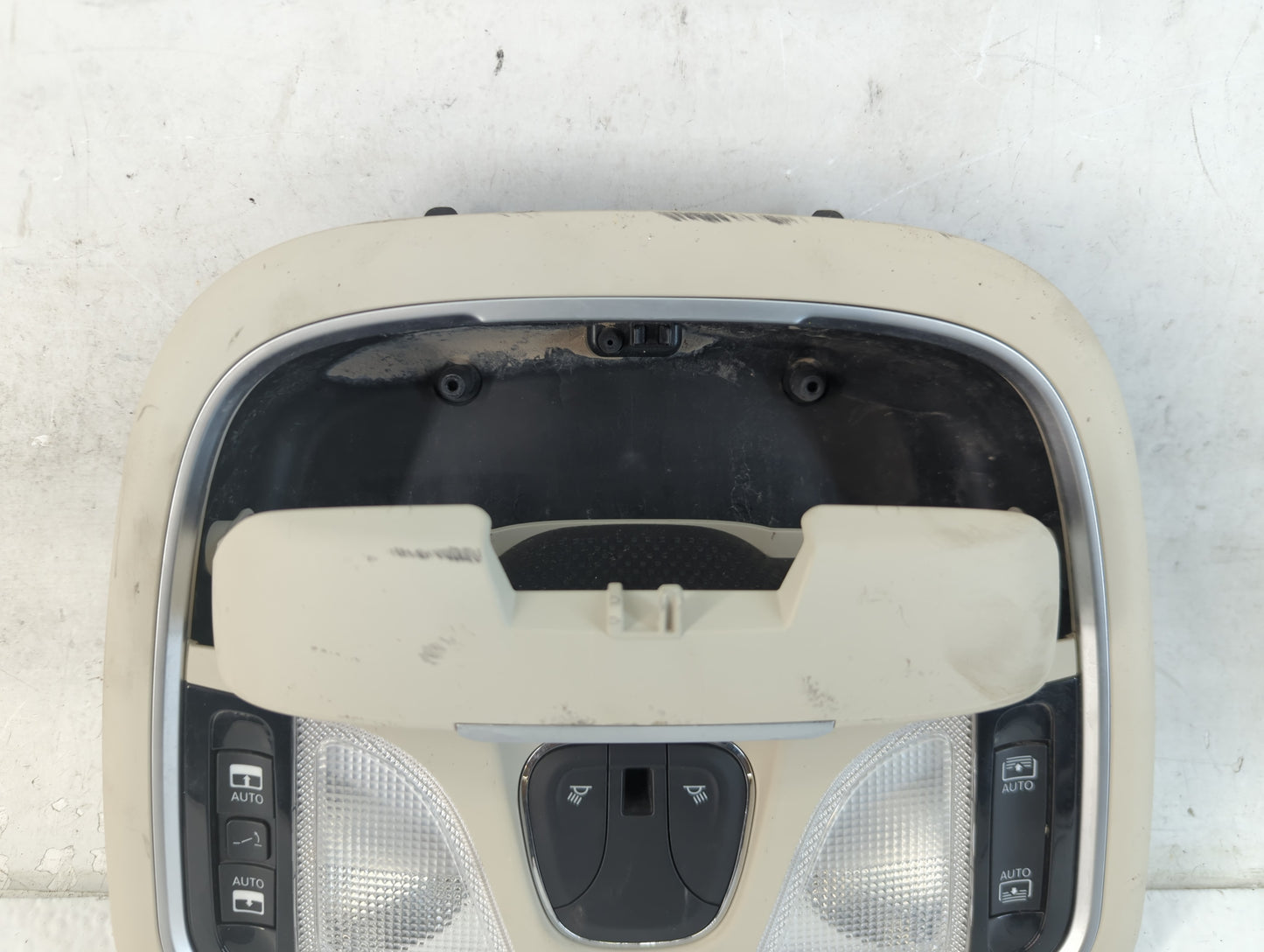 2015 Chrysler 200 Overhead Roof Console - Oemusedautoparts1.com