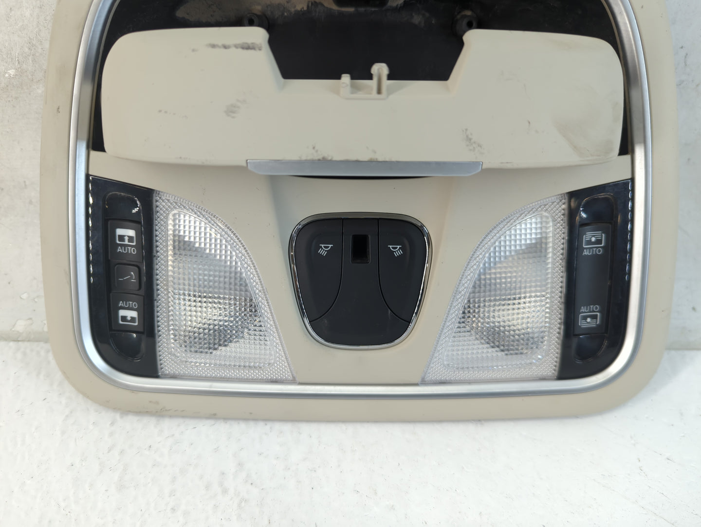 2015 Chrysler 200 Overhead Roof Console - Oemusedautoparts1.com