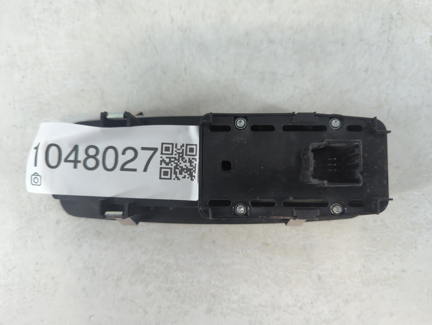 2015-2017 Chrysler 200 Master Power Window Switch Replacement Driver Side Left P/N:68228155AA Fits Fits 2013 2014 2015 2016 