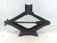 2015 Chrysler 200 Spare Scissor Car Jack 1048288 - Oemusedautoparts1.com