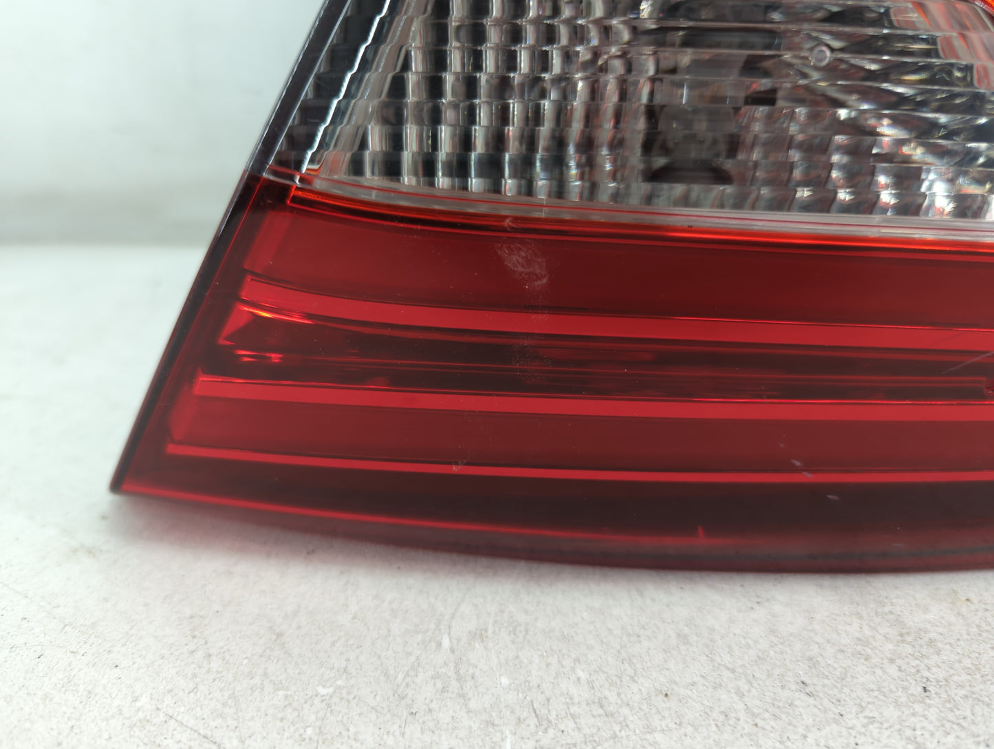 2015-2016 Chrysler 200 Tail Light Assembly Passenger Right OEM Fits Fits 2015 2016 OEM Used Auto Parts - Oemusedautoparts1.c