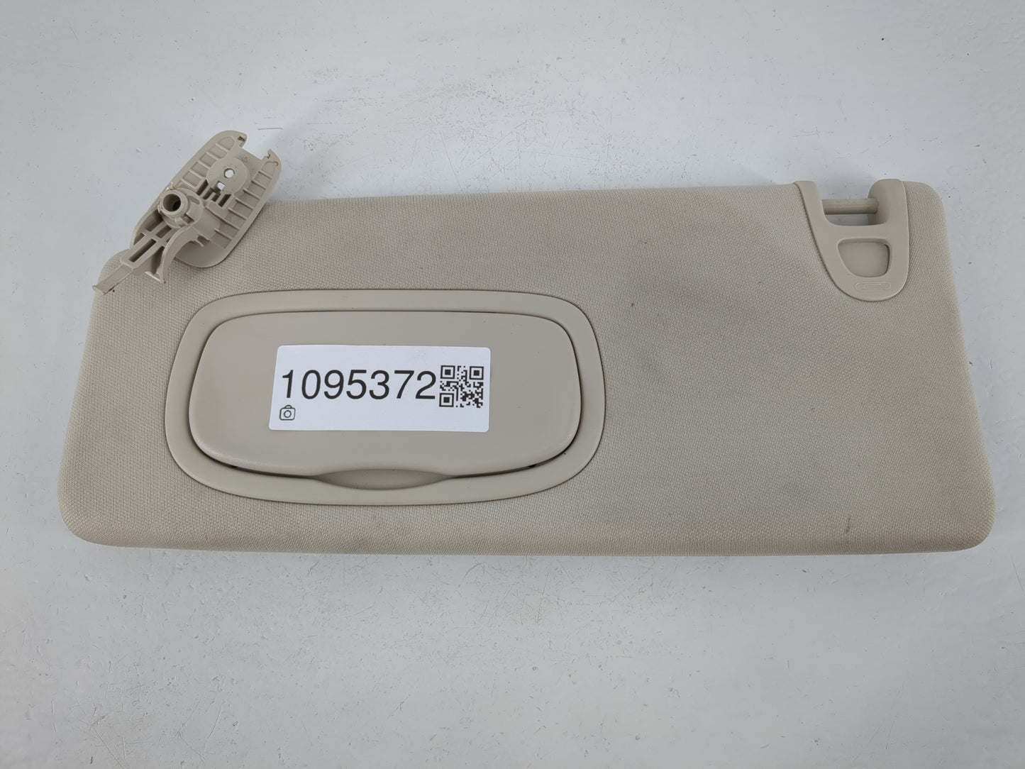 2015 Chrysler 200 Sun Visor Shade Replacement Driver Left Mirror Fits OEM Used Auto Parts - Oemusedautoparts1.com