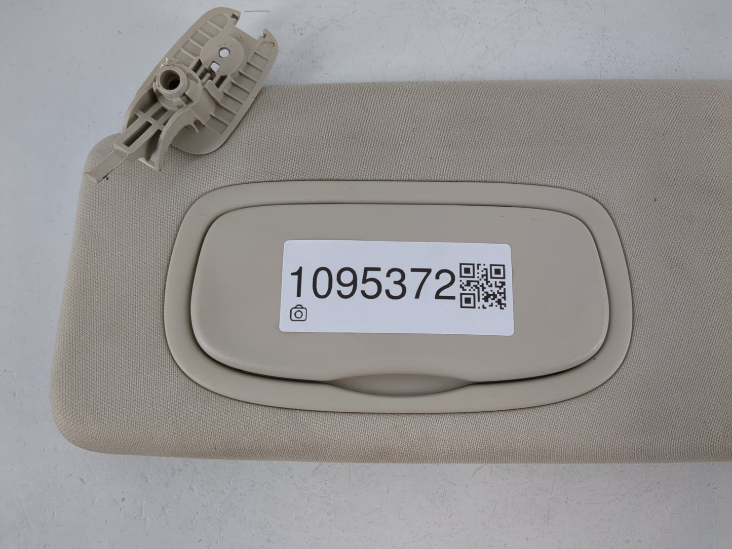 2015 Chrysler 200 Sun Visor Shade Replacement Driver Left Mirror Fits OEM Used Auto Parts - Oemusedautoparts1.com