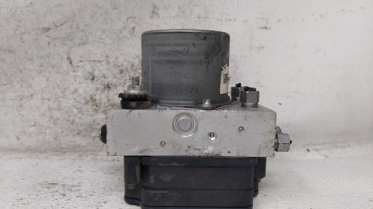 2015 Chrysler 200 ABS Pump Control Module Replacement P/N:04861661AB 04861661AA, 68232470AB Fits OEM Used Auto Parts - Oemus