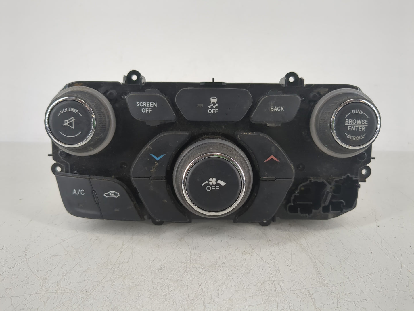 2015 Chrysler 200 Climate Control Module Temperature AC/Heater Replacement P/N:05091529AG Fits OEM Used Auto Parts - Oemused