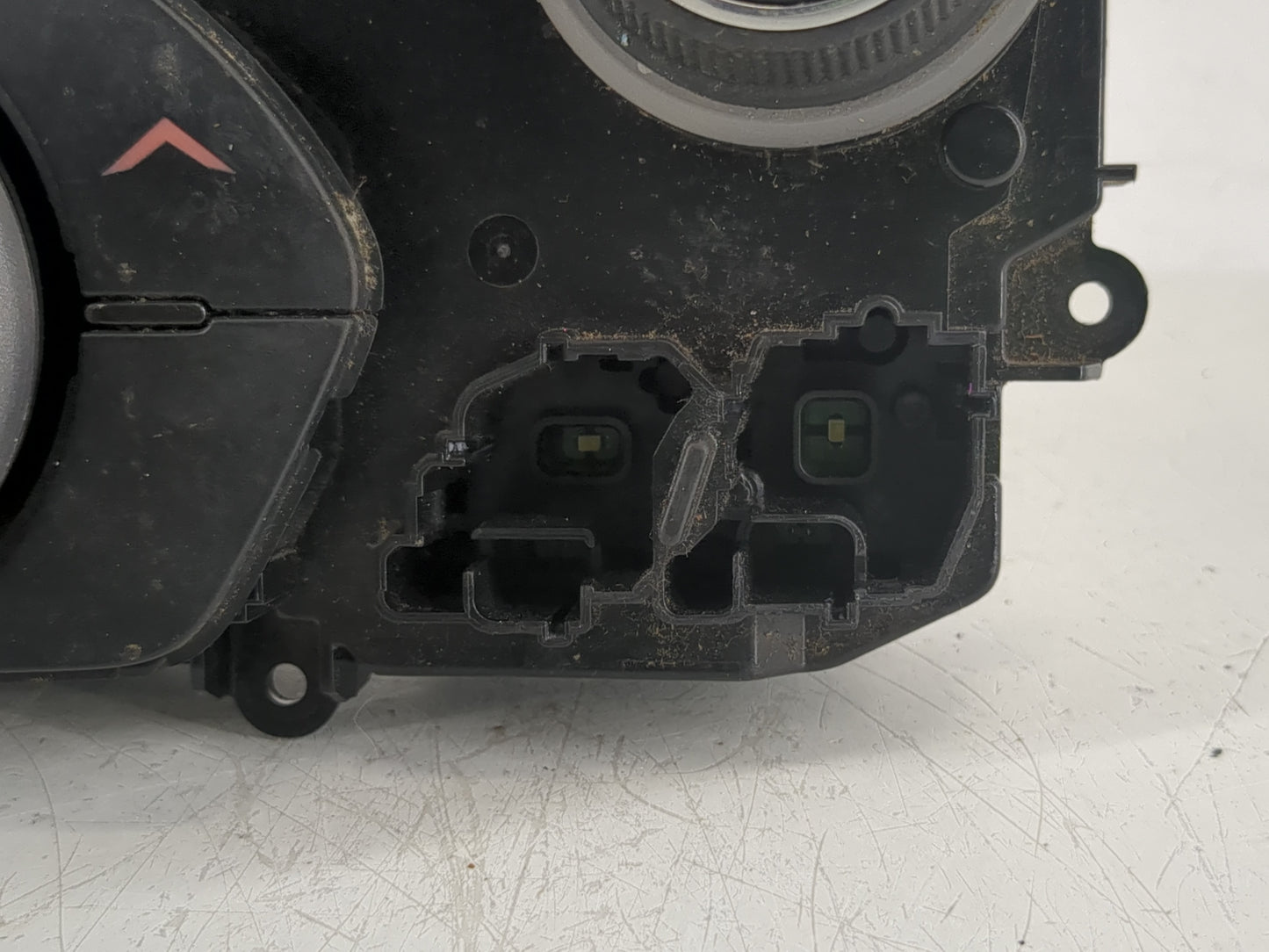 2015 Chrysler 200 Climate Control Module Temperature AC/Heater Replacement P/N:05091529AG Fits OEM Used Auto Parts - Oemused
