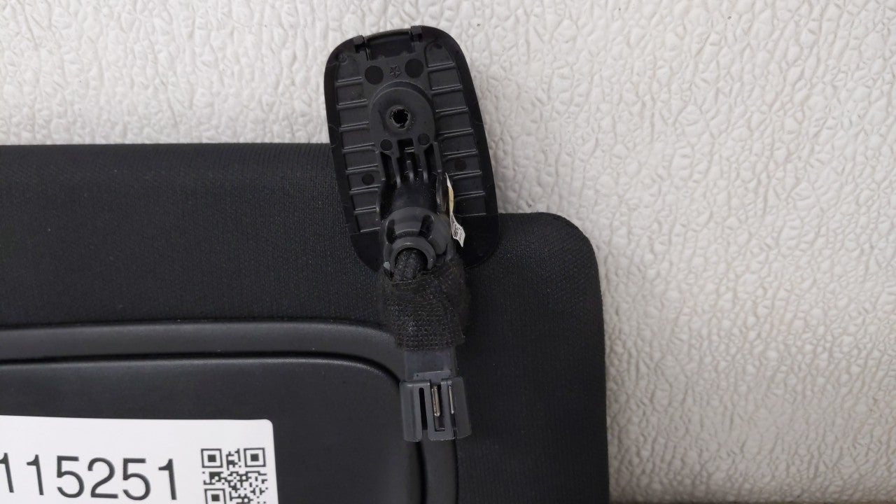 2015 Chrysler 200 Sun Visor Shade Replacement Passenger Right Mirror Fits OEM Used Auto Parts - Oemusedautoparts1.com