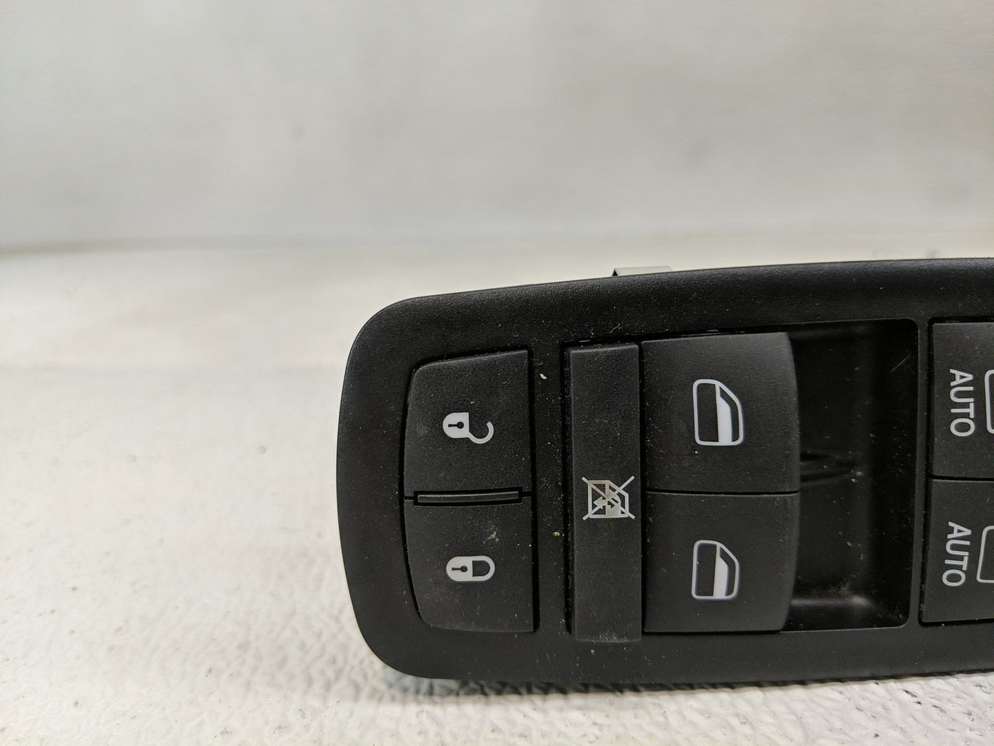 2015-2017 Chrysler 200 Master Power Window Switch Replacement Driver Side Left P/N:68231805AA Fits OEM Used Auto Parts - Oem
