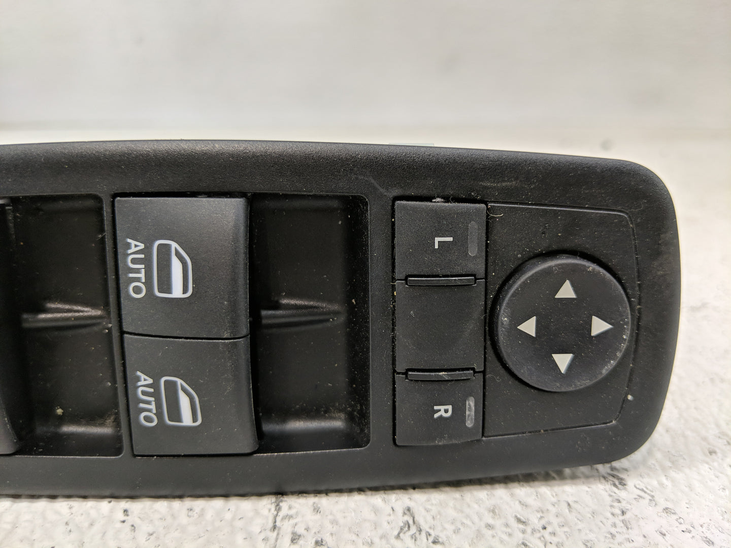 2015-2017 Chrysler 200 Master Power Window Switch Replacement Driver Side Left P/N:68231805AA Fits OEM Used Auto Parts - Oem