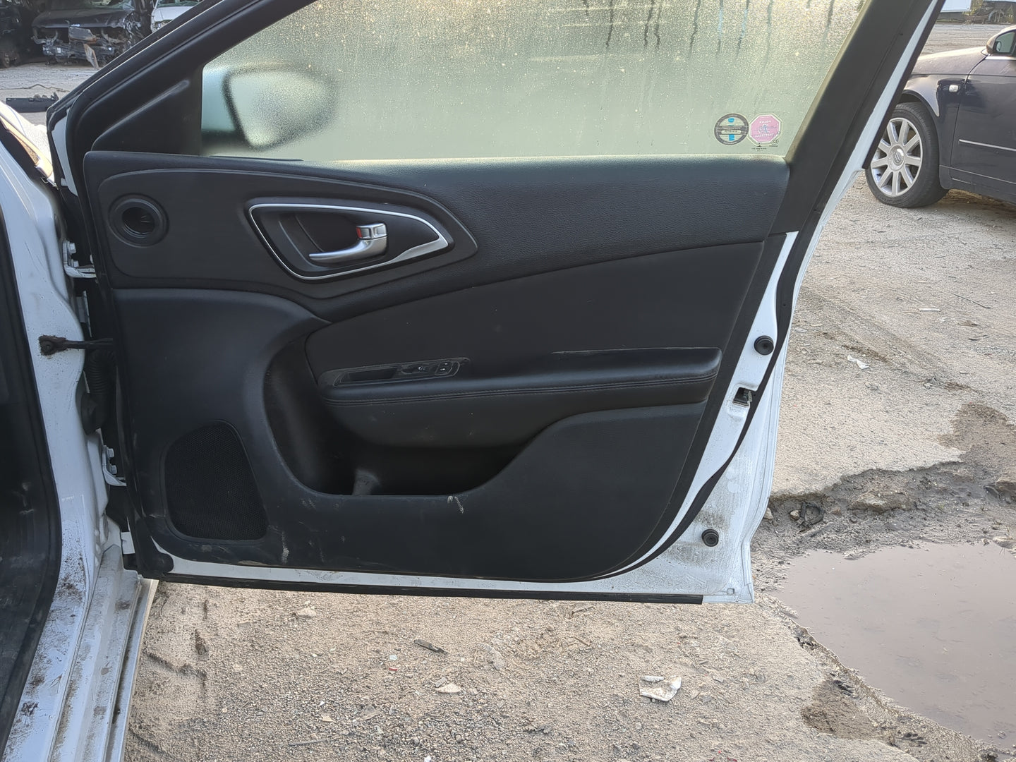 2015 Chrysler 200 Front Right Passenger Interior Door Panel Trim - Oemusedautoparts1.com