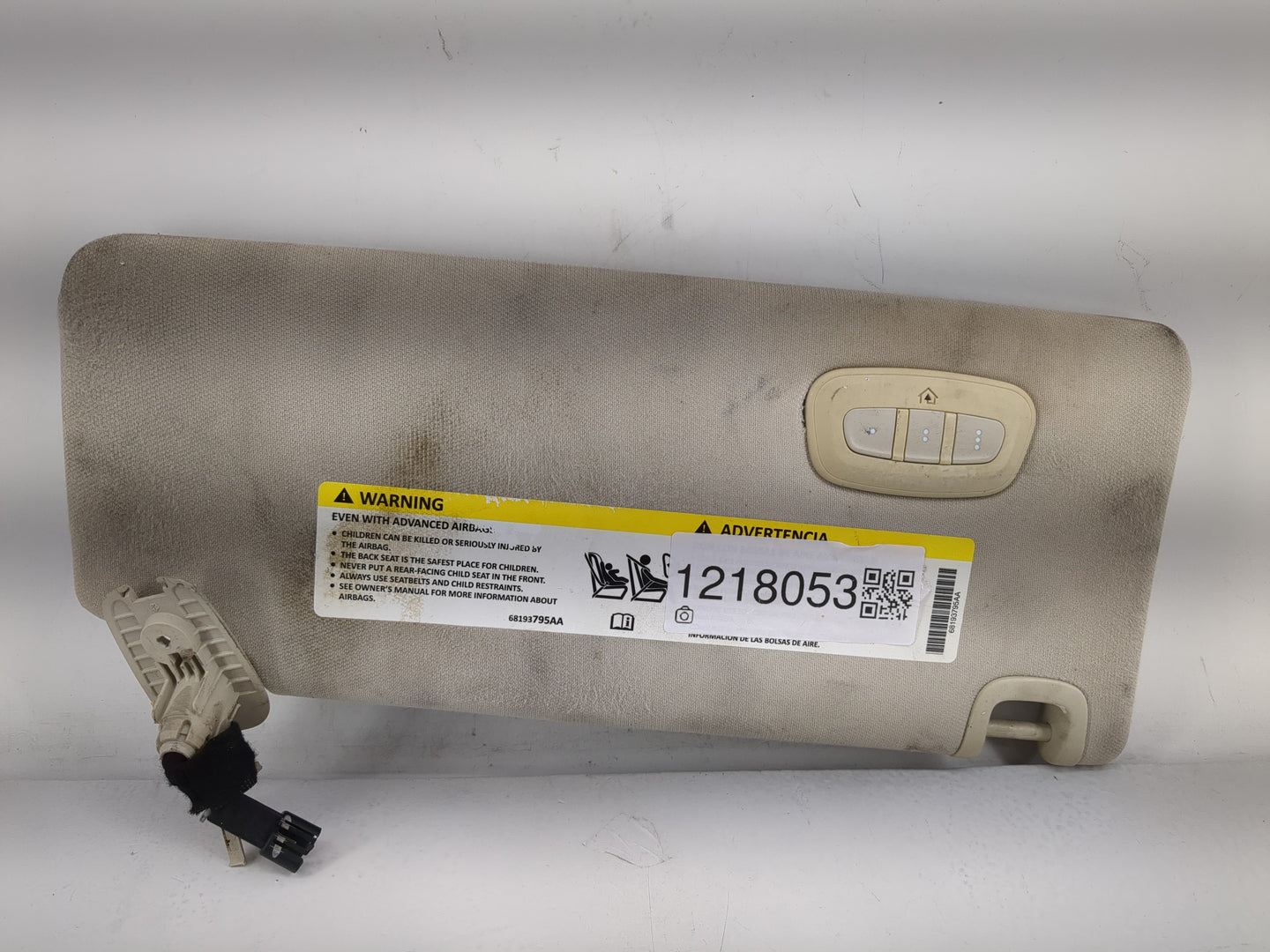 2015 Chrysler 200 Sun Visor Shade Replacement Driver Left Mirror Fits OEM Used Auto Parts - Oemusedautoparts1.com