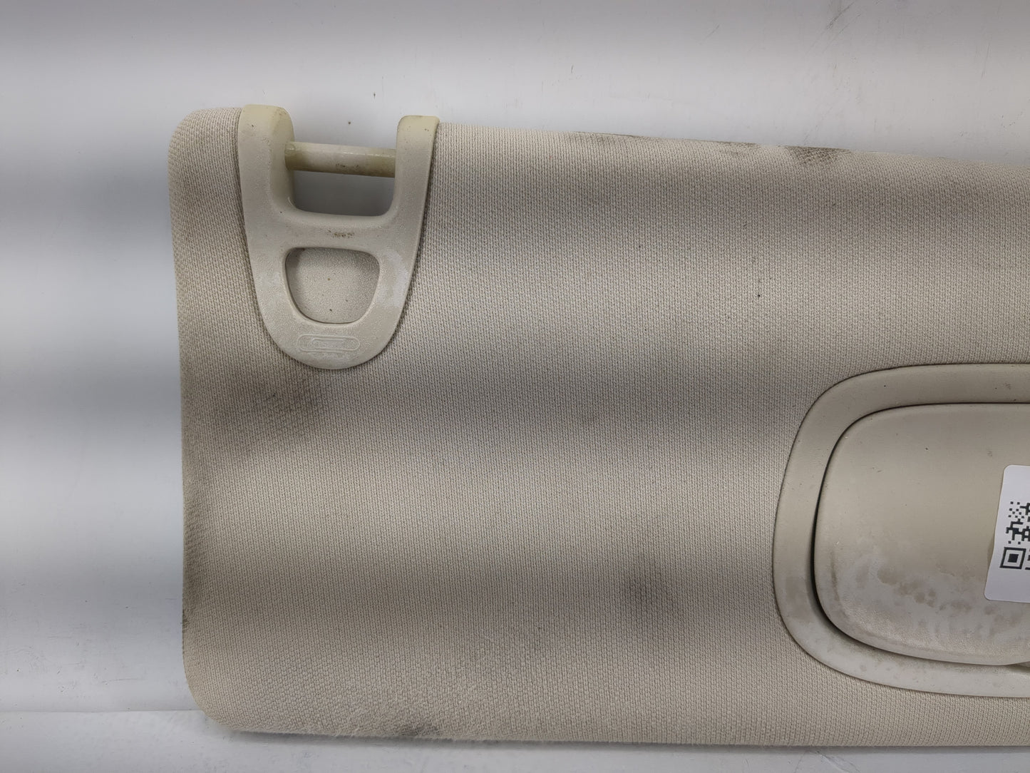 2015 Chrysler 200 Sun Visor Shade Replacement Passenger Right Mirror Fits OEM Used Auto Parts - Oemusedautoparts1.com