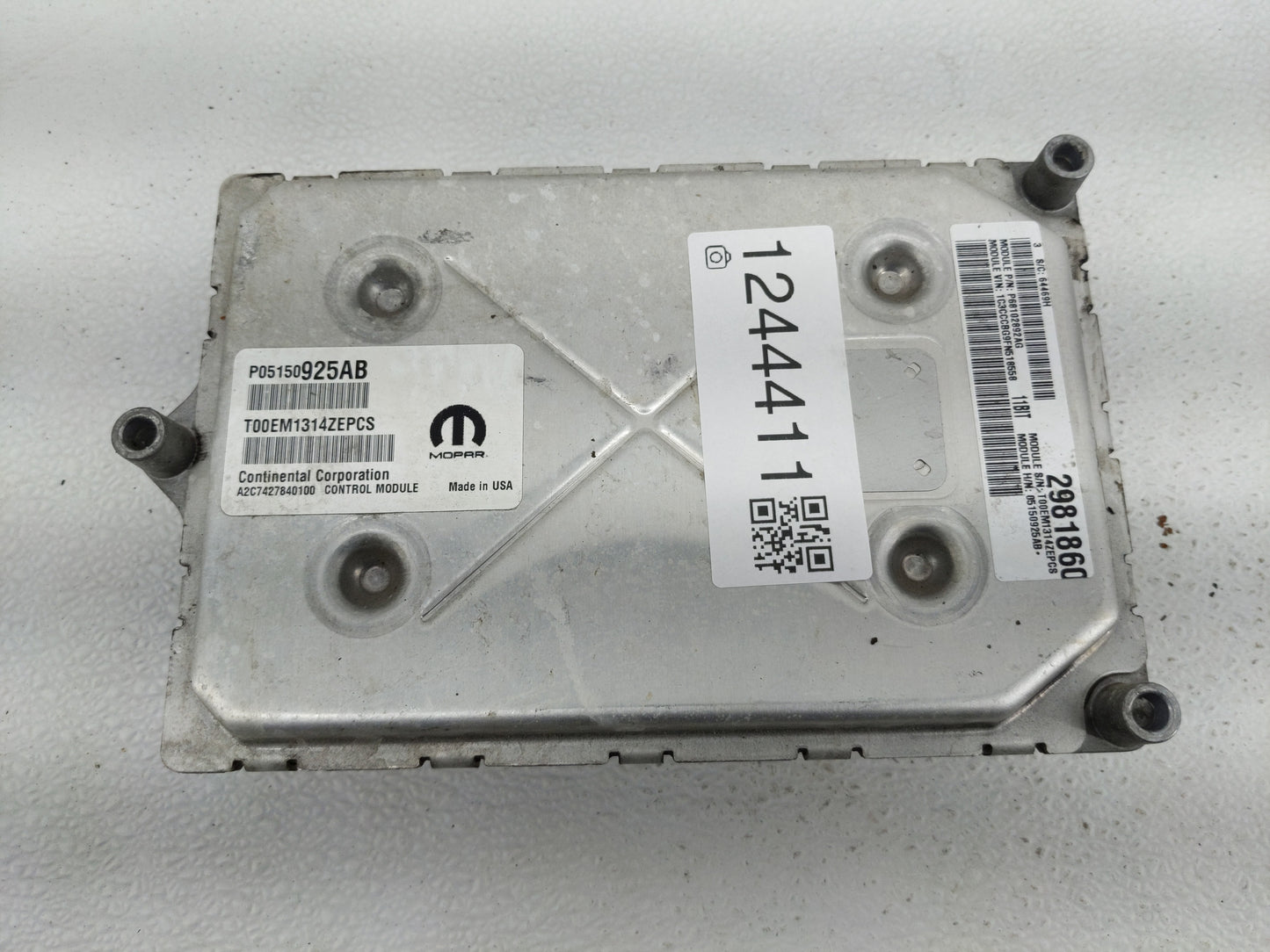 2015 Chrysler 200 PCM Engine Control Computer ECU ECM PCU OEM P/N:P05150925AB Fits OEM Used Auto Parts - Oemusedautoparts1.c