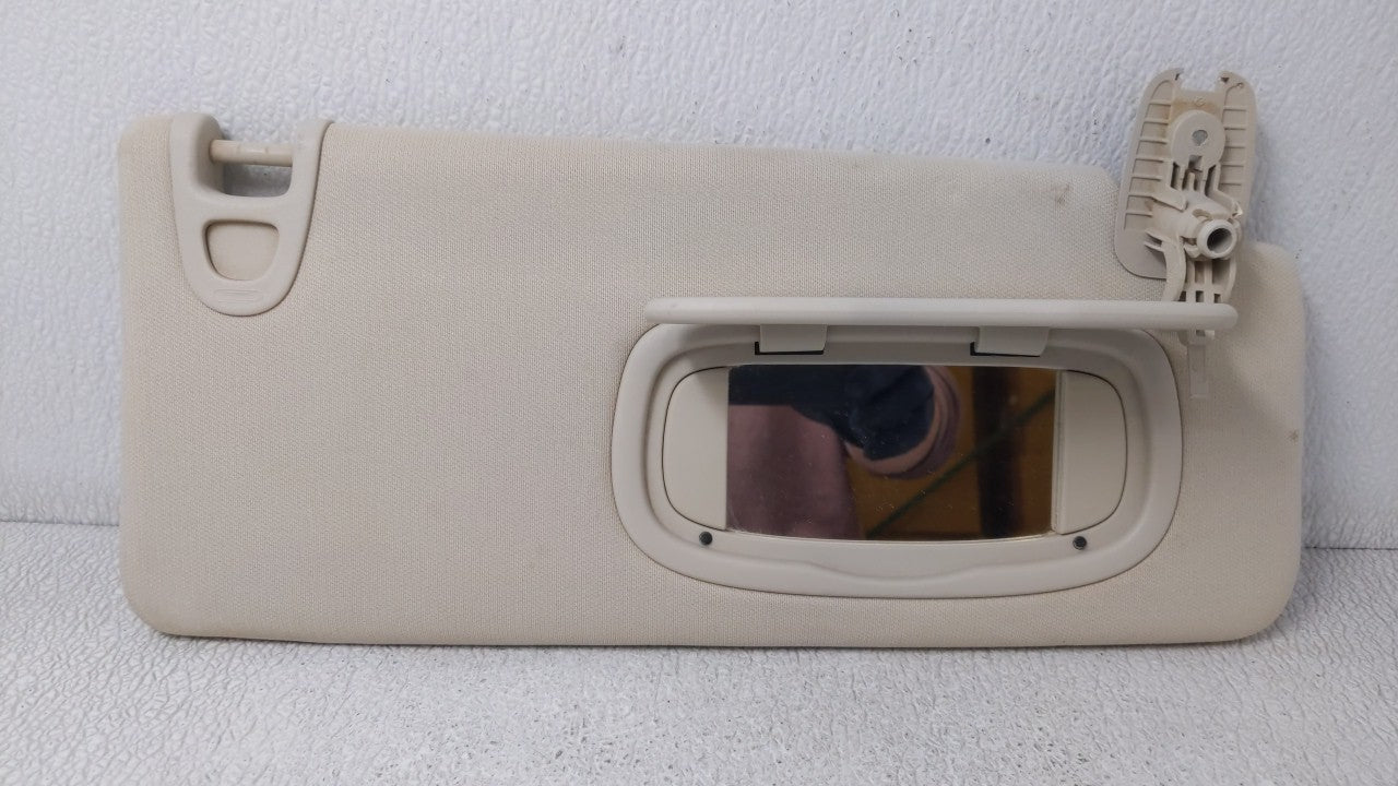 2015 Chrysler 200 Sun Visor Shade Replacement Passenger Right Mirror Fits OEM Used Auto Parts - Oemusedautoparts1.com