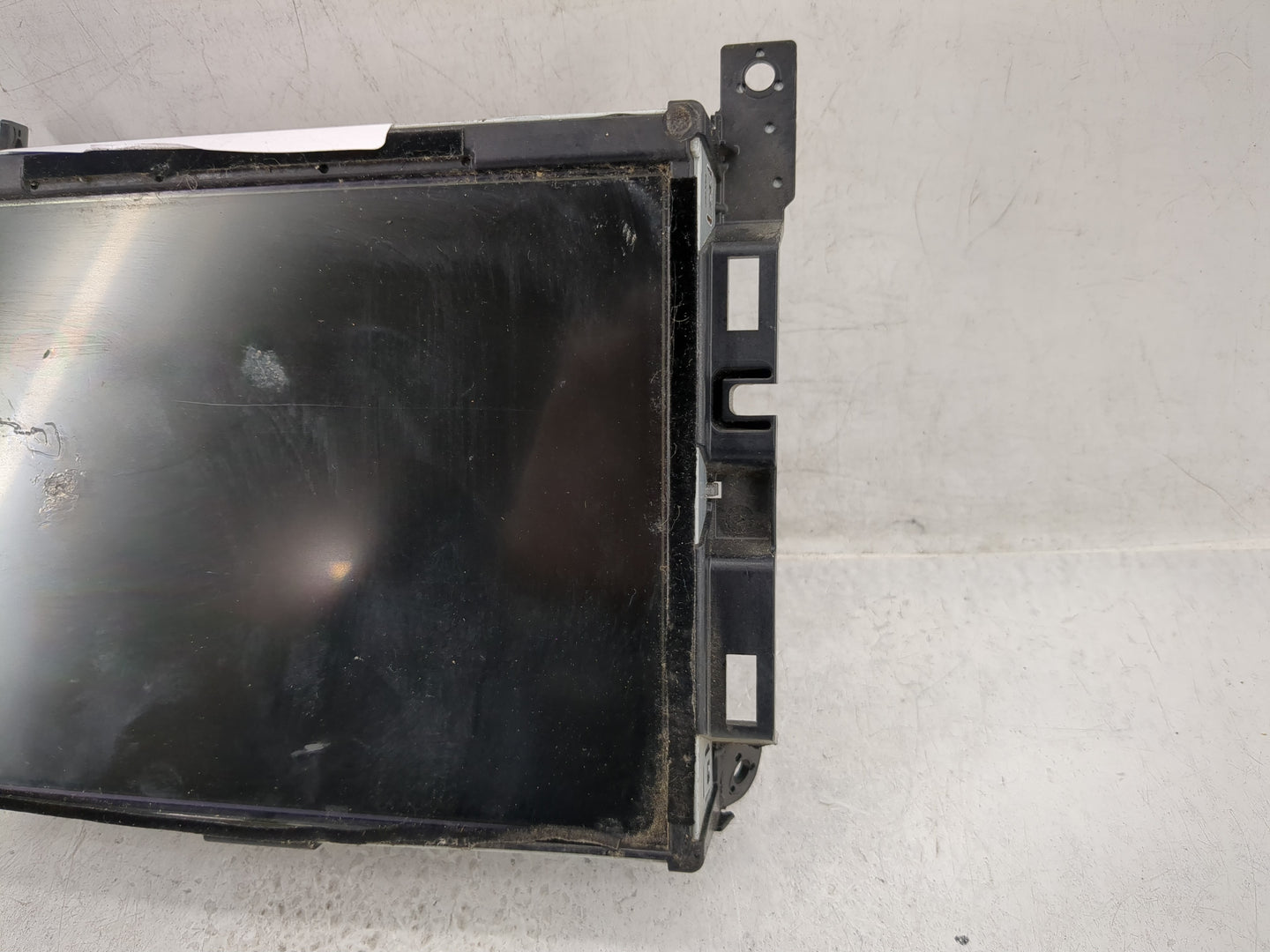 2015 Chrysler 200 Information Display Screen - Oemusedautoparts1.com