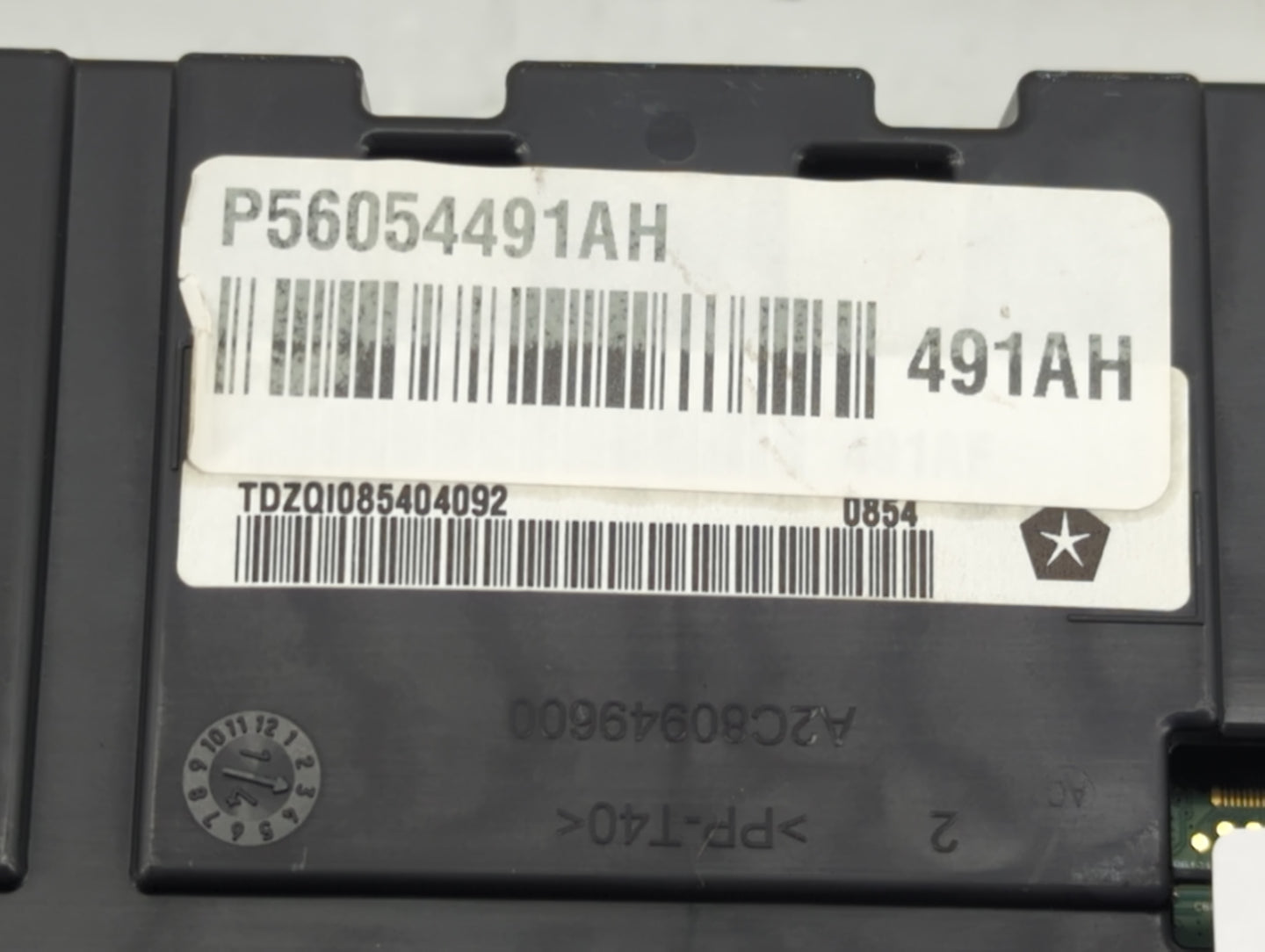 2015 Chrysler 200 Instrument Cluster Speedometer Gauges P/N:P56054491AH 30090069403 Fits OEM Used Auto Parts - Oemusedautopa