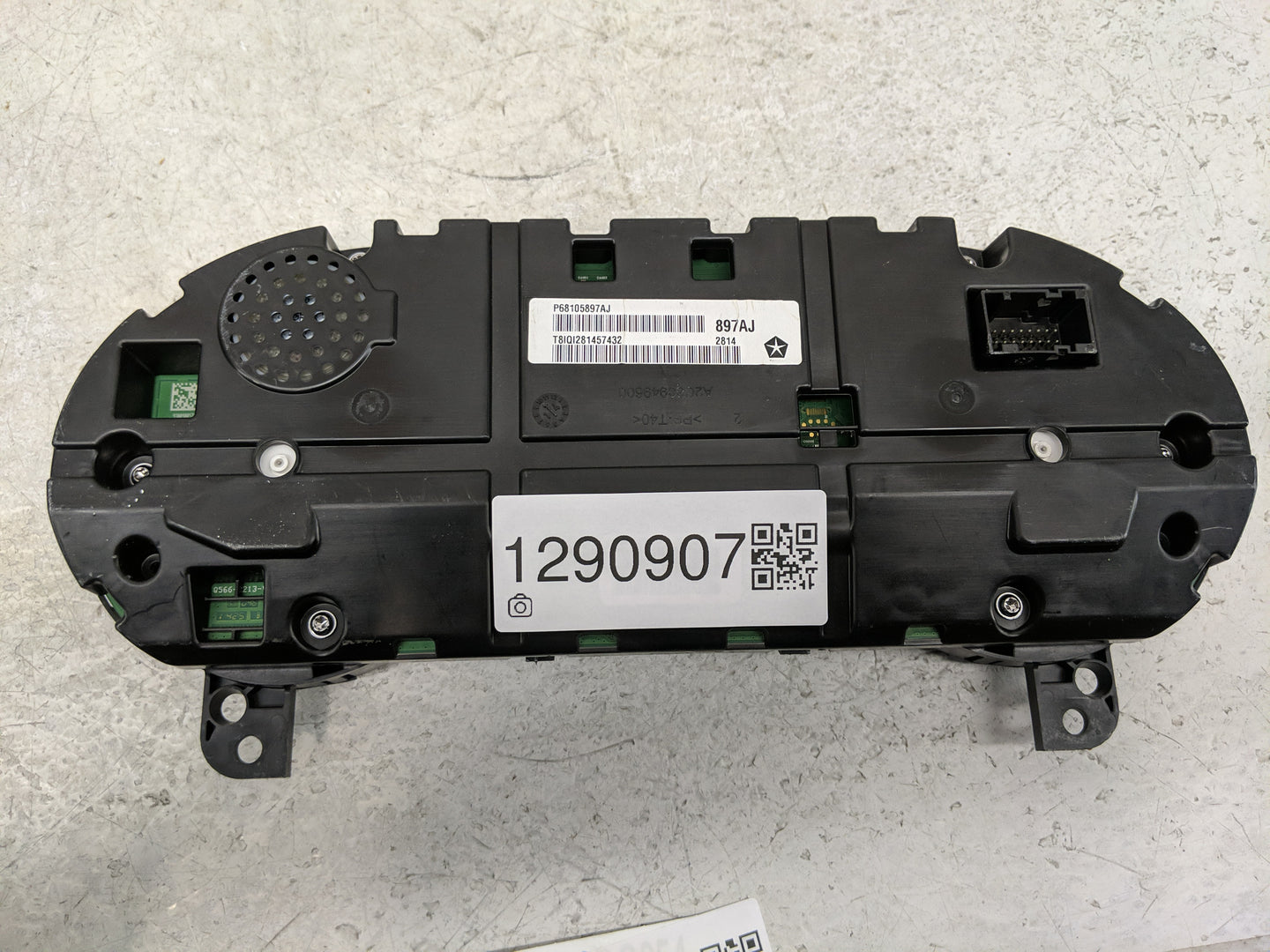 2015 Chrysler 200 Instrument Cluster Speedometer Gauges P/N:P68105897AJ Fits OEM Used Auto Parts - Oemusedautoparts1.com