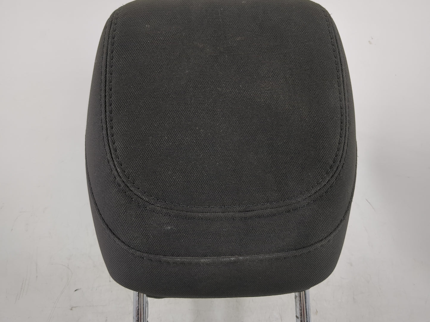 2015-2017 Chrysler 200 Headrest Head Rest Front Driver Passenger Seat - Oemusedautoparts1.com