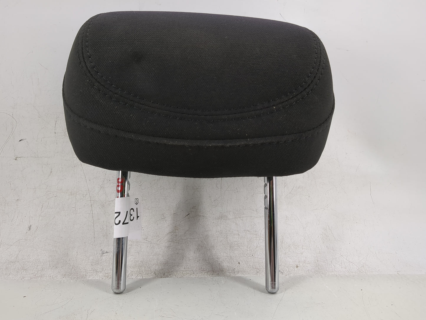 2015-2017 Chrysler 200 Headrest Head Rest Rear Seat Fits Fits 2015 2016 2017 OEM Used Auto Parts - Oemusedautoparts1.com