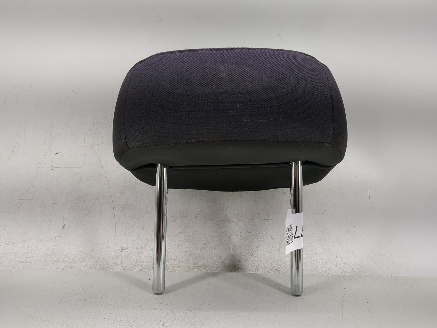 2015-2017 Chrysler 200 Headrest Head Rest Rear Seat Fits Fits 2015 2016 2017 OEM Used Auto Parts - Oemusedautoparts1.com