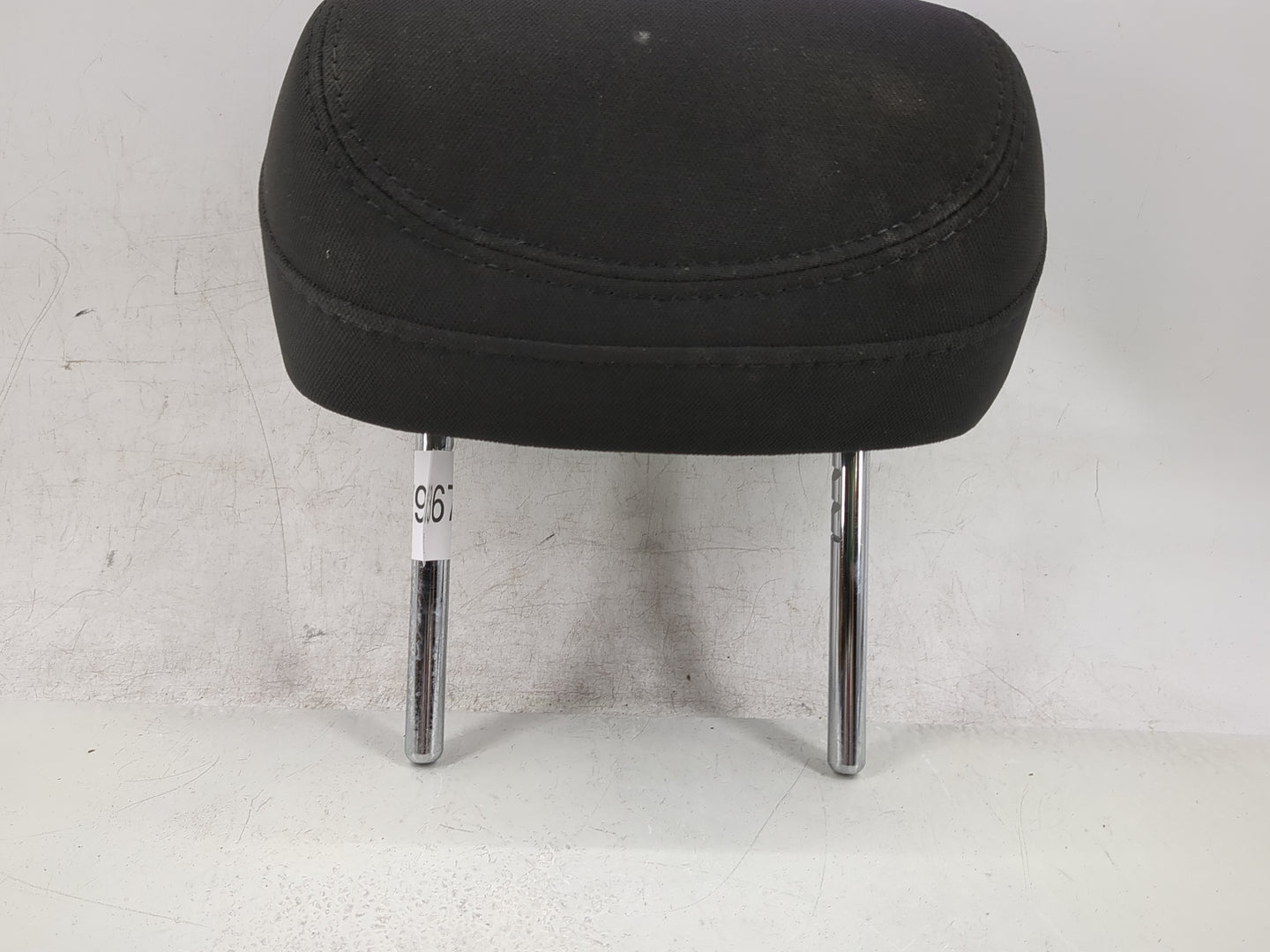 2015-2017 Chrysler 200 Headrest Head Rest Front Driver Passenger Seat Fits Fits 2015 2016 2017 OEM Used Auto Parts - Oemused