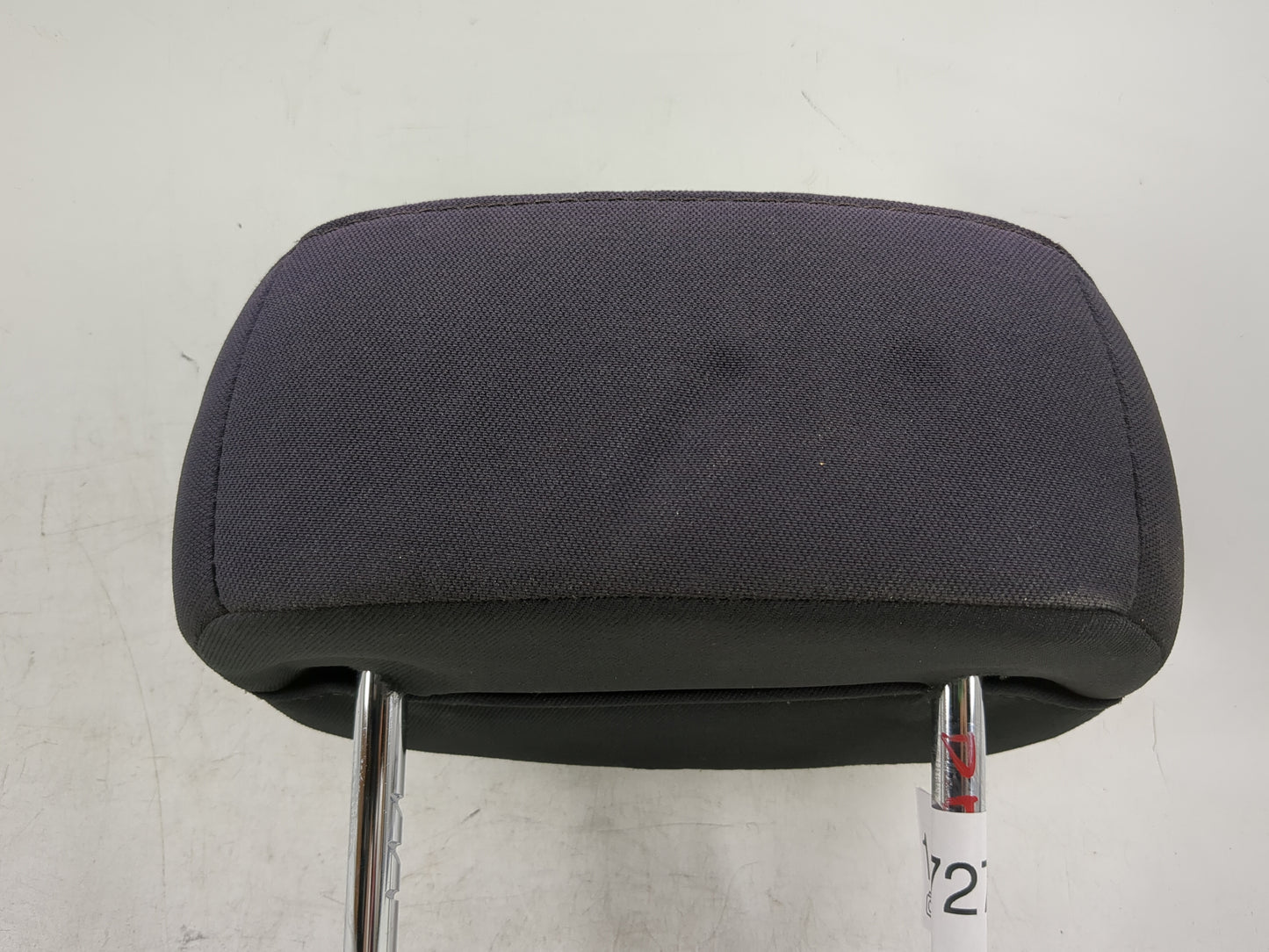 2015-2017 Chrysler 200 Headrest Head Rest Front Driver Passenger Seat Fits Fits 2015 2016 2017 OEM Used Auto Parts - Oemused